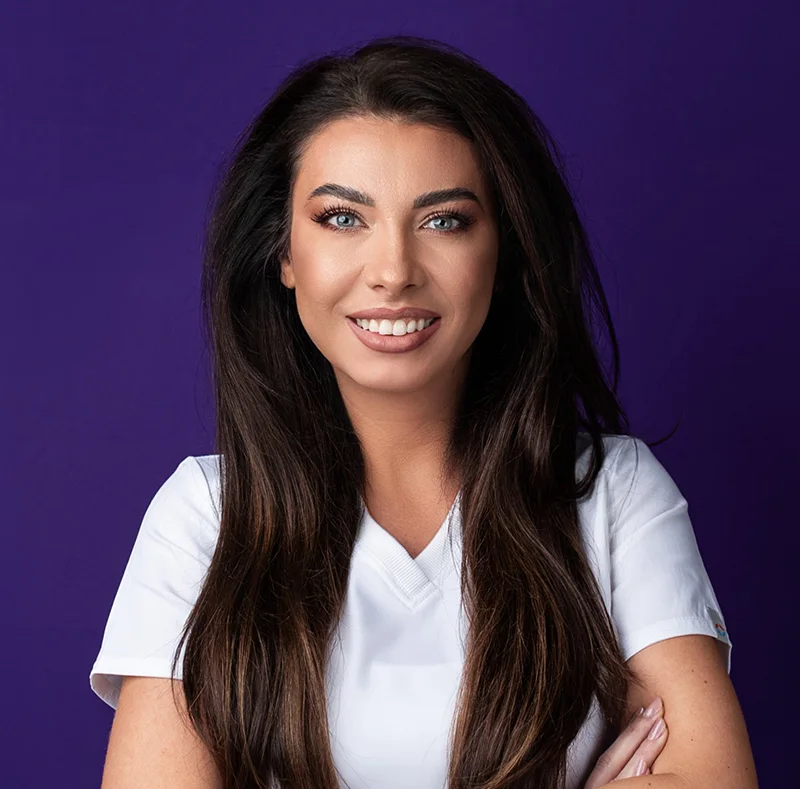 Dr. Chiriacescu Cristina — medic stomatolog coordonator Dentetico
