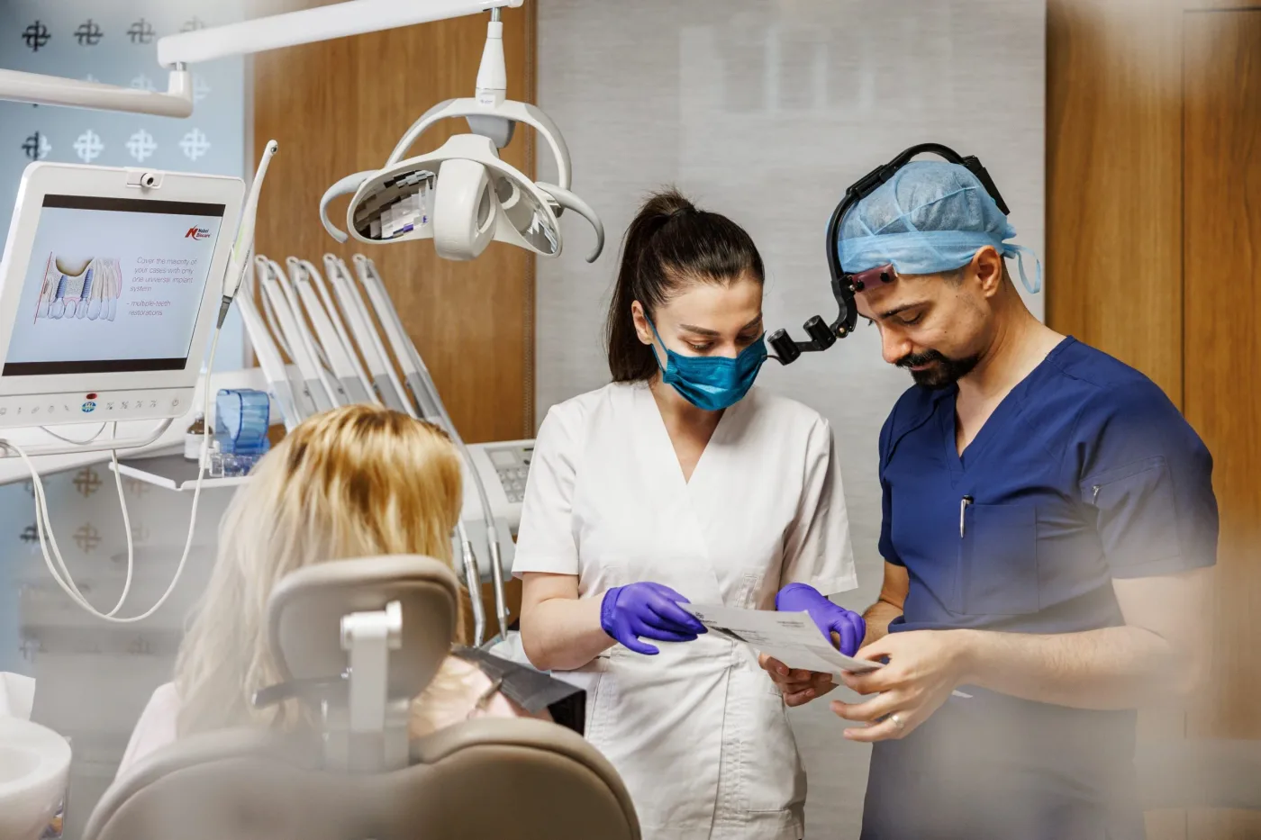Tipuri de Implant Dentar